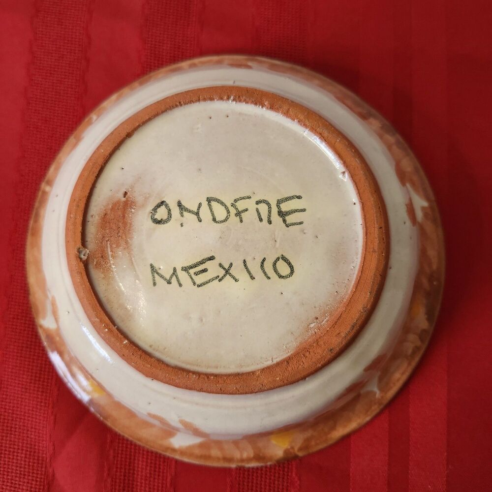 Vintage Onofre Mexican Folk Art Pottery Bowl Fruit Design Hand Painted 7” - Picture 3 of 5
